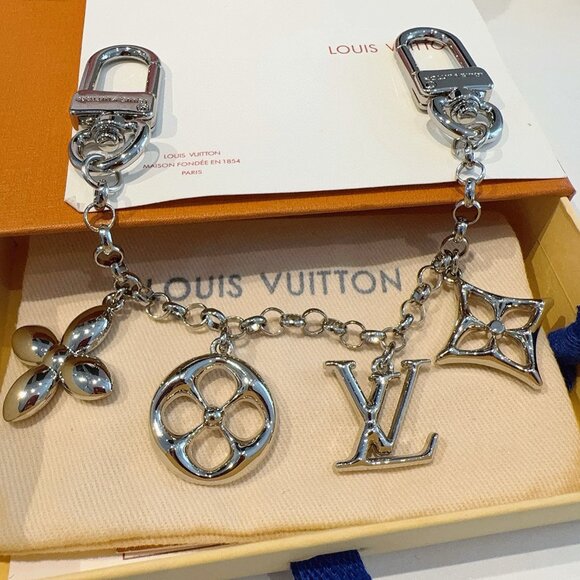 Louis Vuitton Silver - Toned Charm Chain Keychain/Bag Accessory - Picture 2 of 5